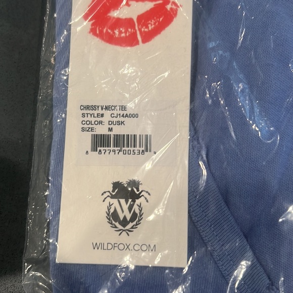 New in plastic! Wildfox Distressed Chrissy Tee - Picture 4 of 8